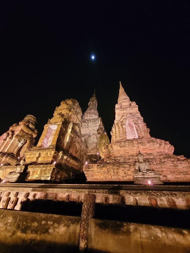 Sukhothai bei Nacht (9)