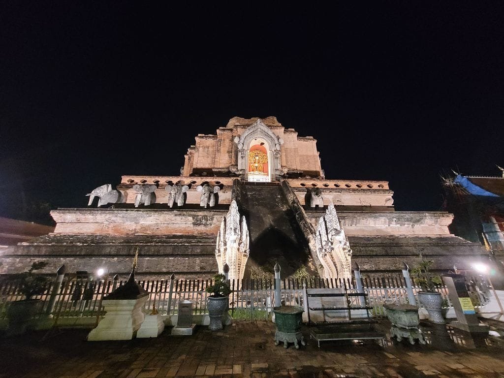 Wat chedi luang